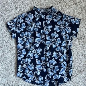 Lafayette 148, New York light weight size small top